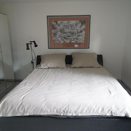 Neue Und Zentral Gelegene Wohnung In Stuttgart Kültér fotó